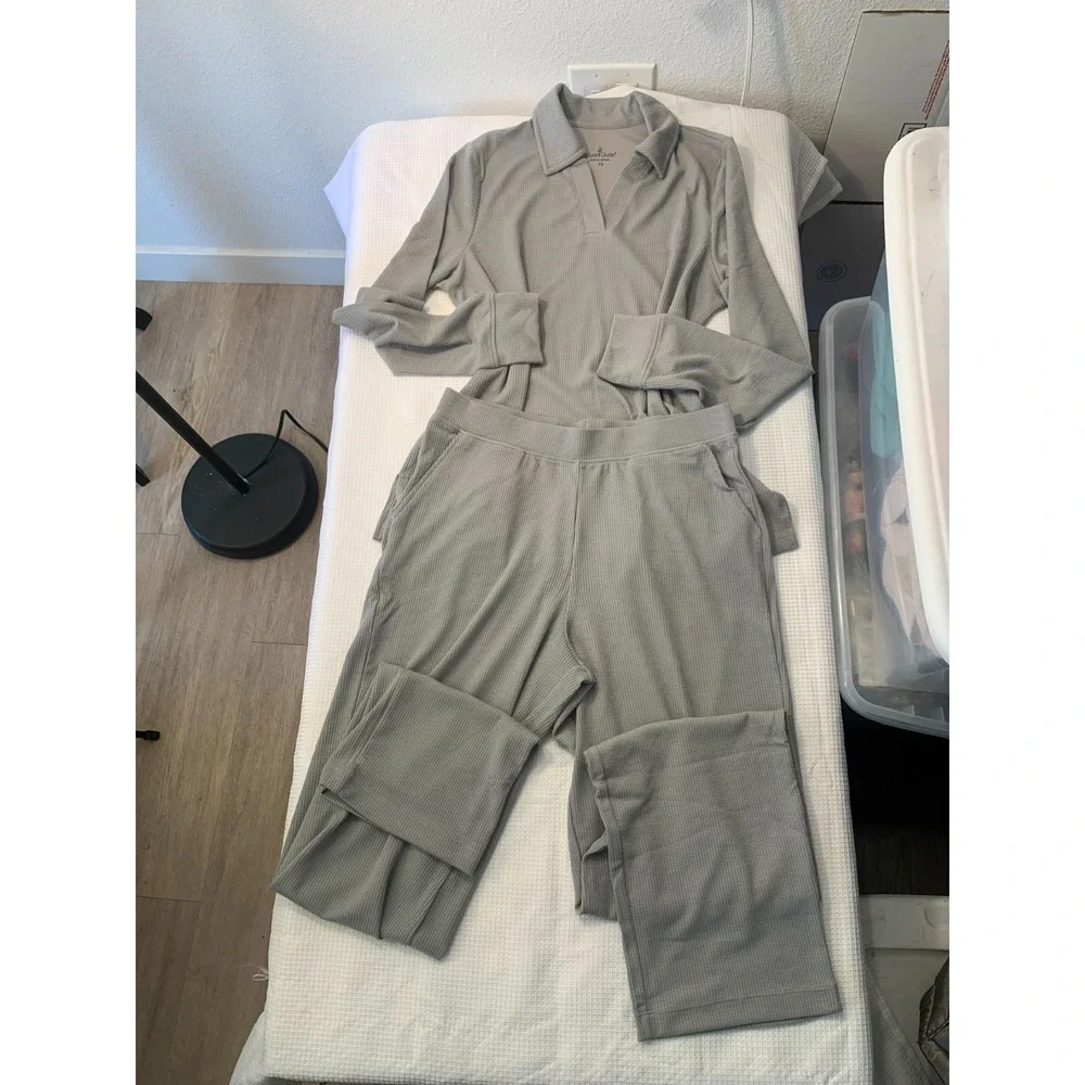(H-237) Cuddl Duds Lounge Set Women TS Gray 2PC Top & Pants Soft Stretch QVC New